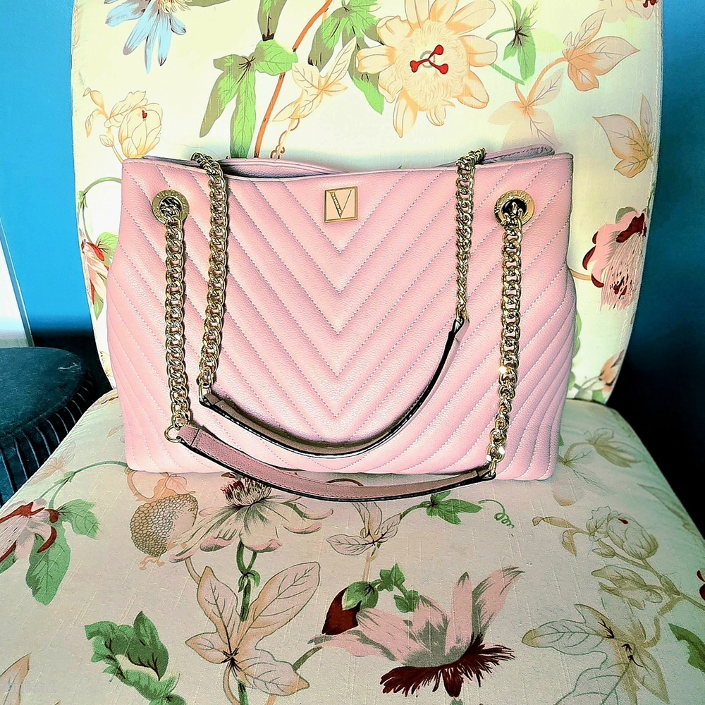 Victoria's Secret V-Quilt Tote. Large. Orchid Pink. Seen On Mayfair Witches.